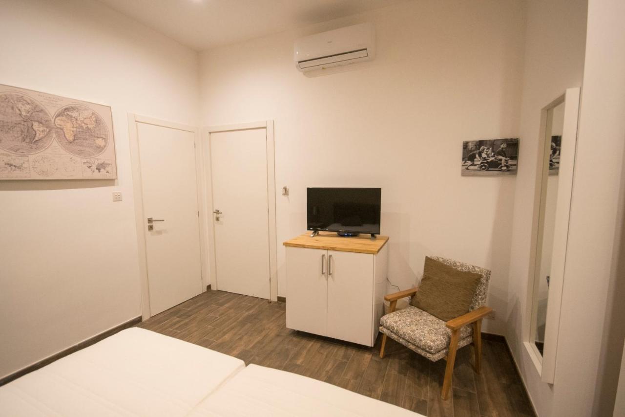 4 Bedroom Apartment Near Sliema Seafront Bagian luar foto